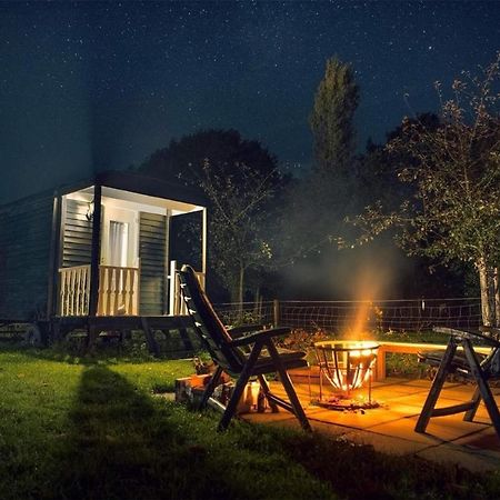 Pipowagen Elsebein Groningen Westerwolde Unieke Ligging Met Eigen Tuin En Vrij Uitzicht Over Veld Naar Natuurgebied Onstwedde Esterno foto