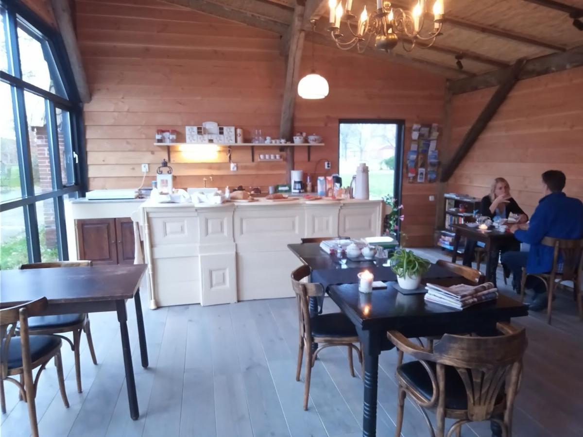 Pipowagen Elsebein Groningen Westerwolde Unieke Ligging Met Eigen Tuin En Vrij Uitzicht Over Veld Naar Natuurgebied Onstwedde Esterno foto